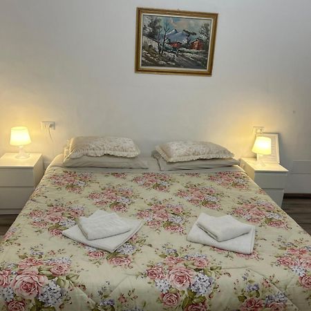 Hotel Casa Viorica Ancona Exterior foto